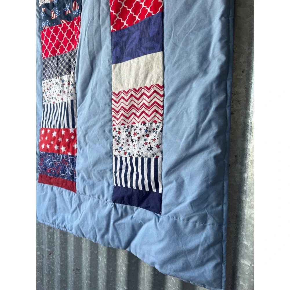 Santa Rosa Quilt Guild Patriotic Americana Patchwork Quilt 39x52 Blue Red White